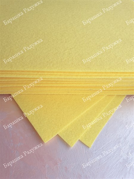 Корейский жесткий фетр 1 мм бледно-желтый №916 - фото 15100